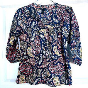 H&M Paisley Navy V-Neck Buttoned Blouse Size 2 EUC